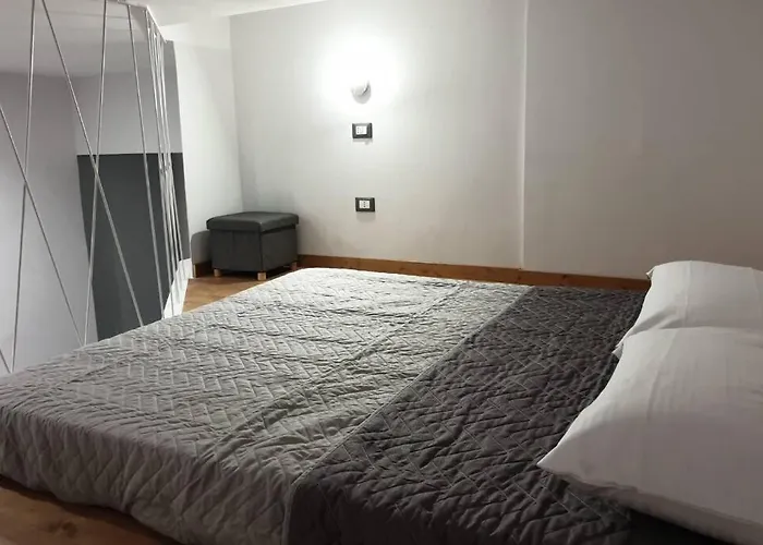 公寓 Casa Fradalisa Intera Casa 维克艾库塞